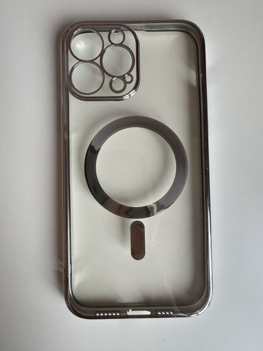 Чохол на айфон 13 pro max