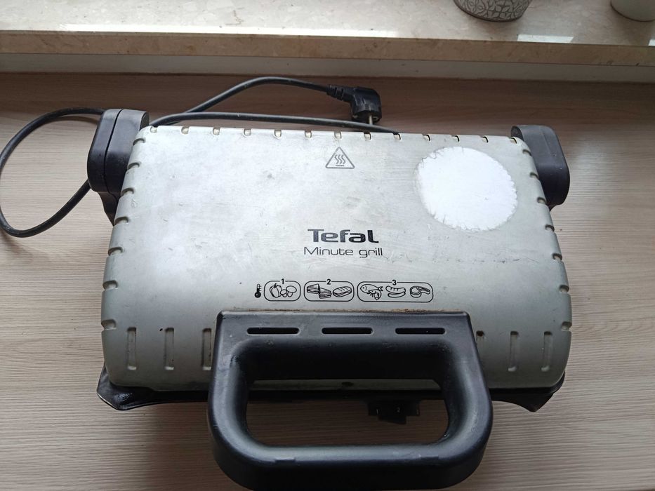 Grill elektryczny Tefal Minute Grill GC2050 z regulacją temperatury