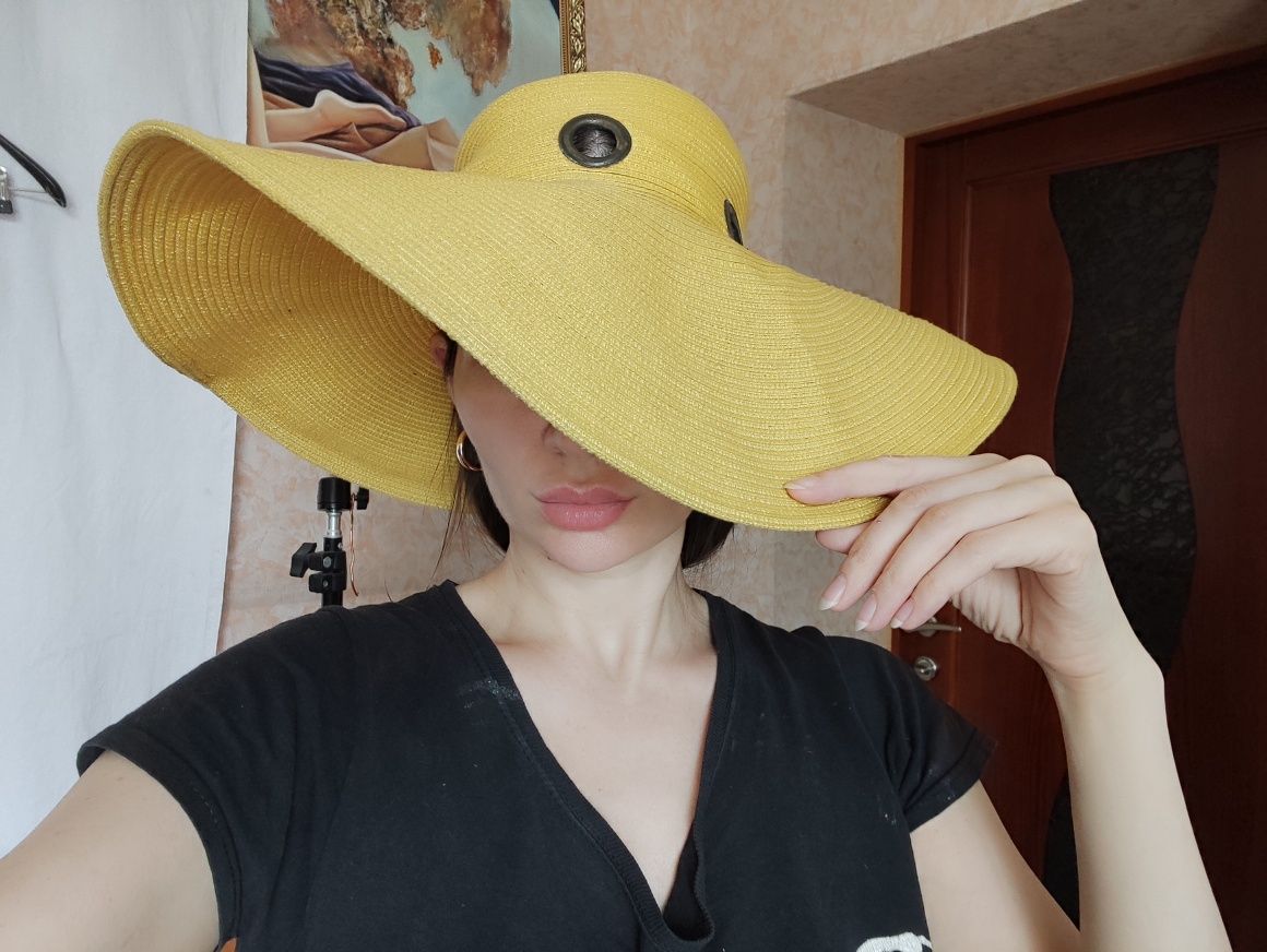 Капелюх жіночий панама