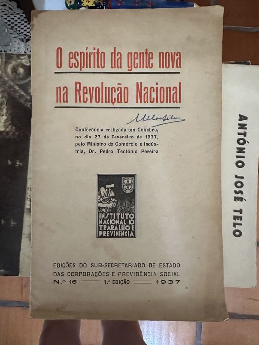 Livro raro - O espirito da gente nova na Revolução Nacional