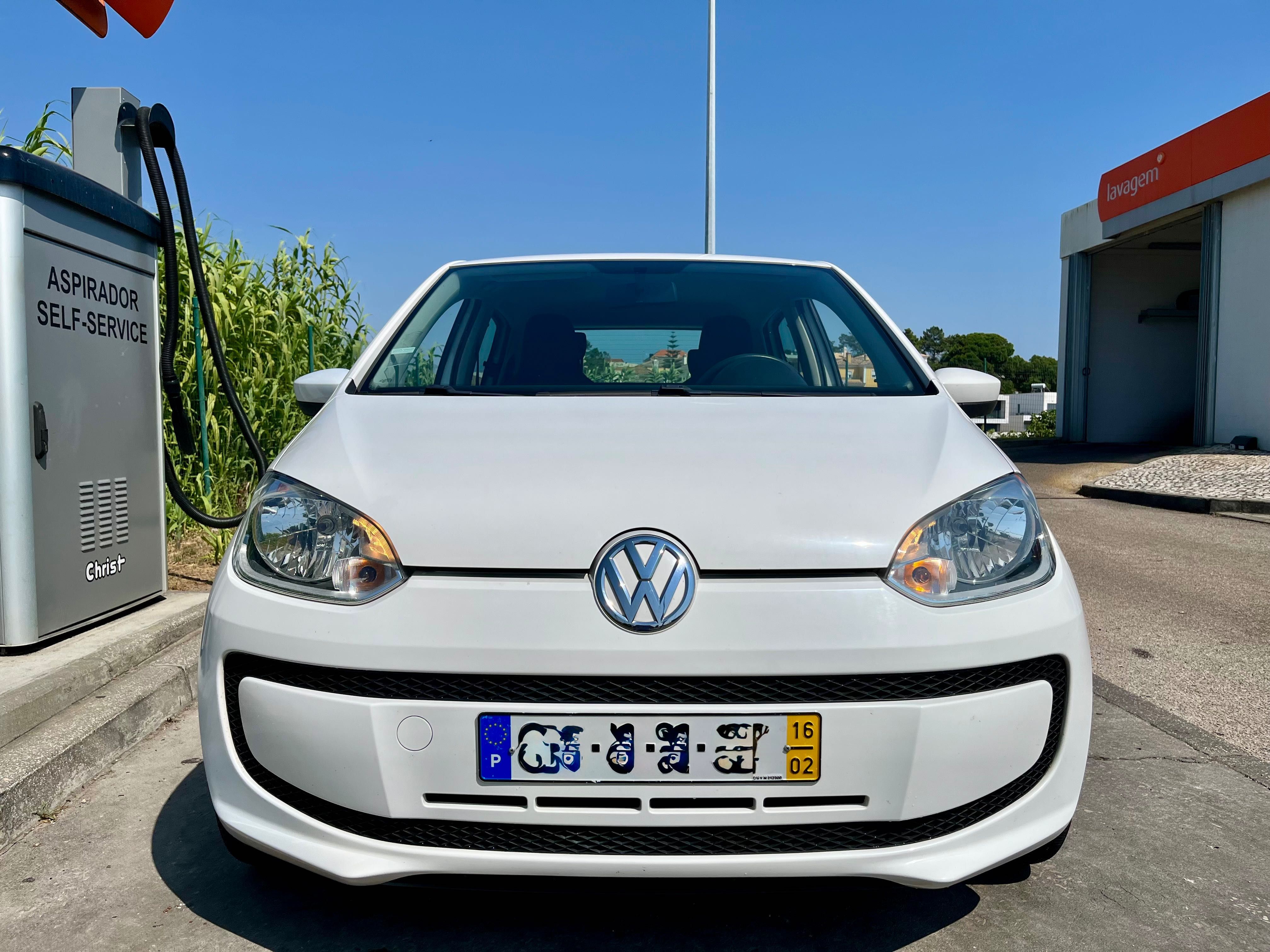 VW Up 1.0 Branco