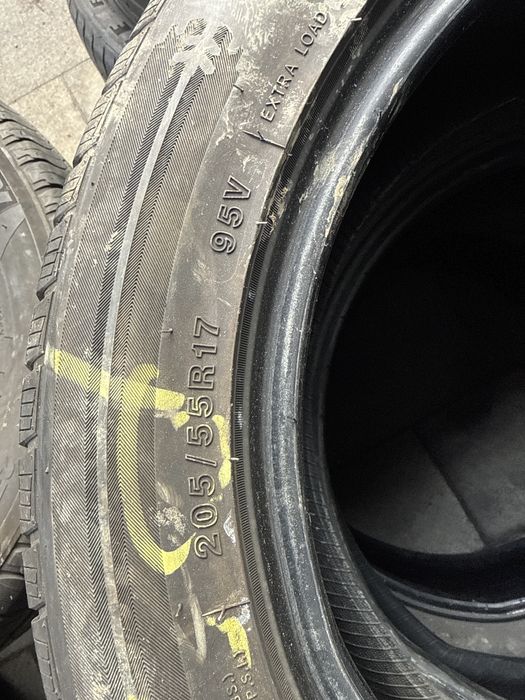 Шини резина 205/55/17 r17 Gripmax комплект зимні