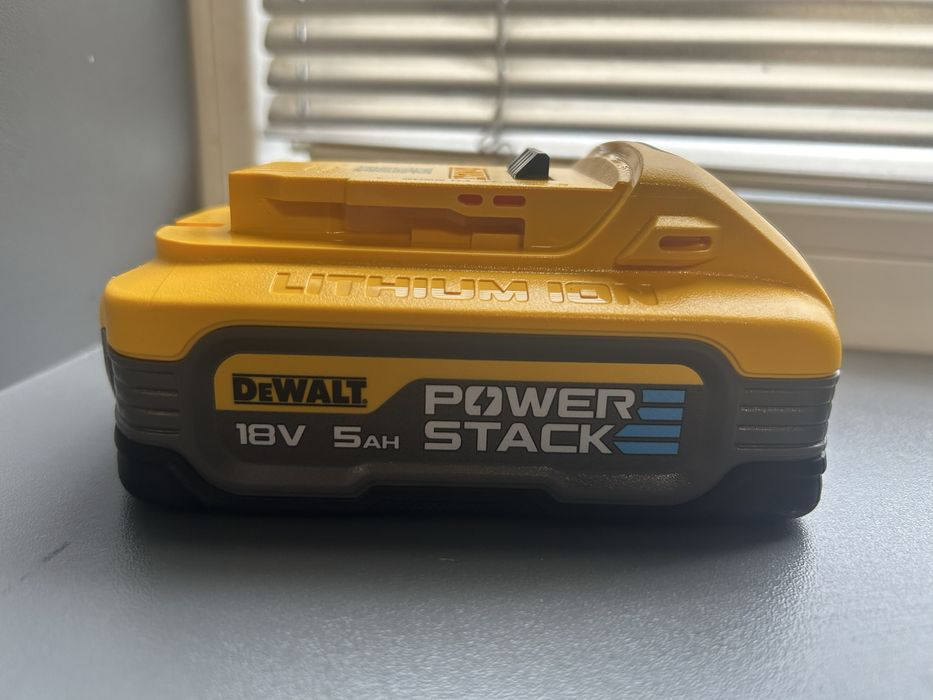 Dewalt 5 ah Powerstack акумулятор
