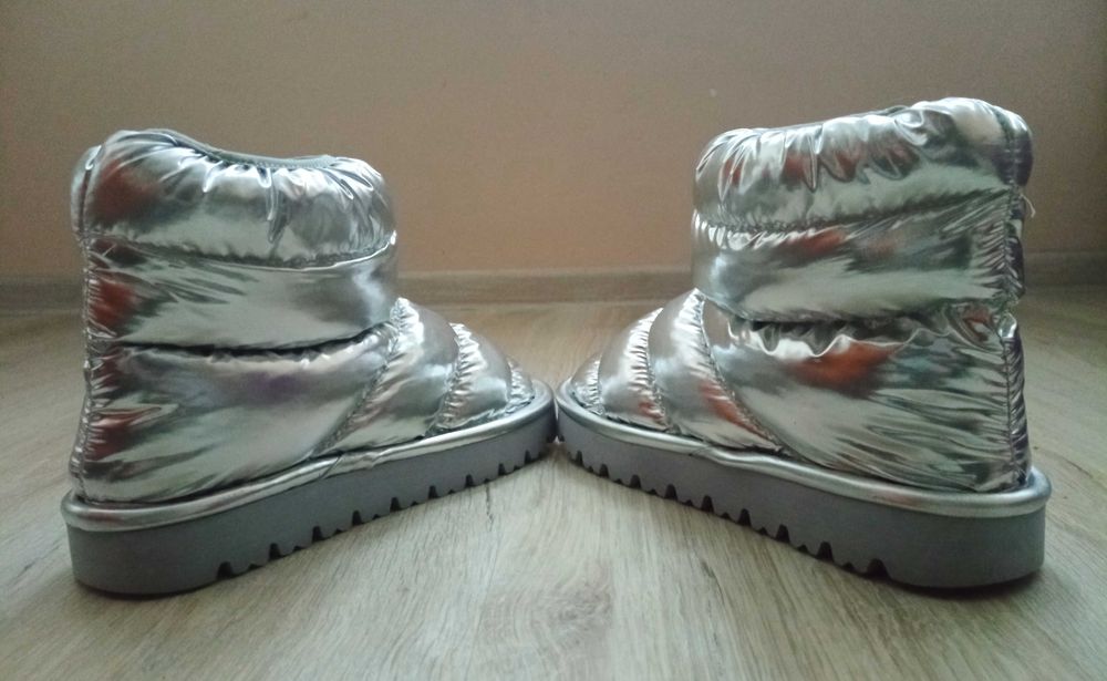 Srebrne śniegowce botki H&M 39