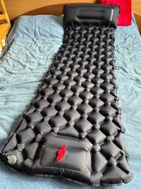 Надувной каремат коврик износостойкий с встроенным насосом и подушкой