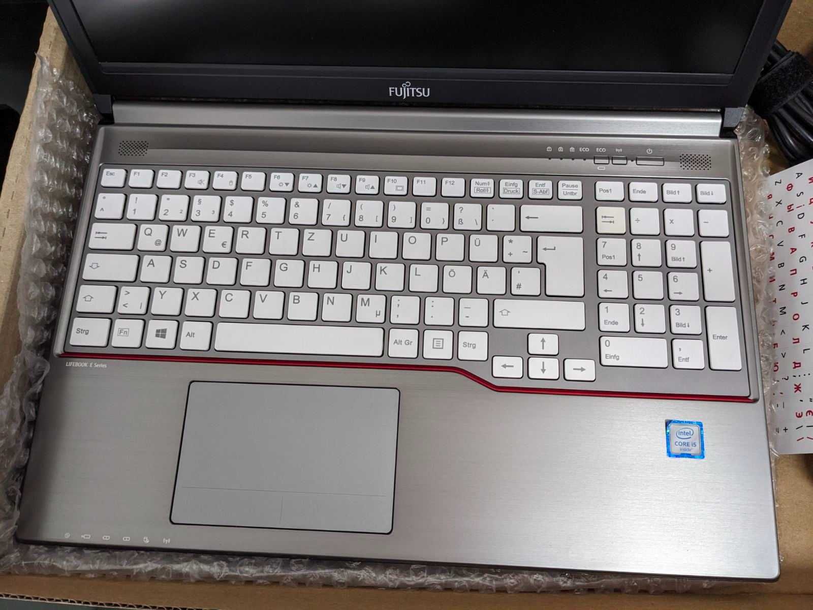 Найнижча ціна - Fujitsu LIFEBOOK E756 / в наявності багато ноутбуків