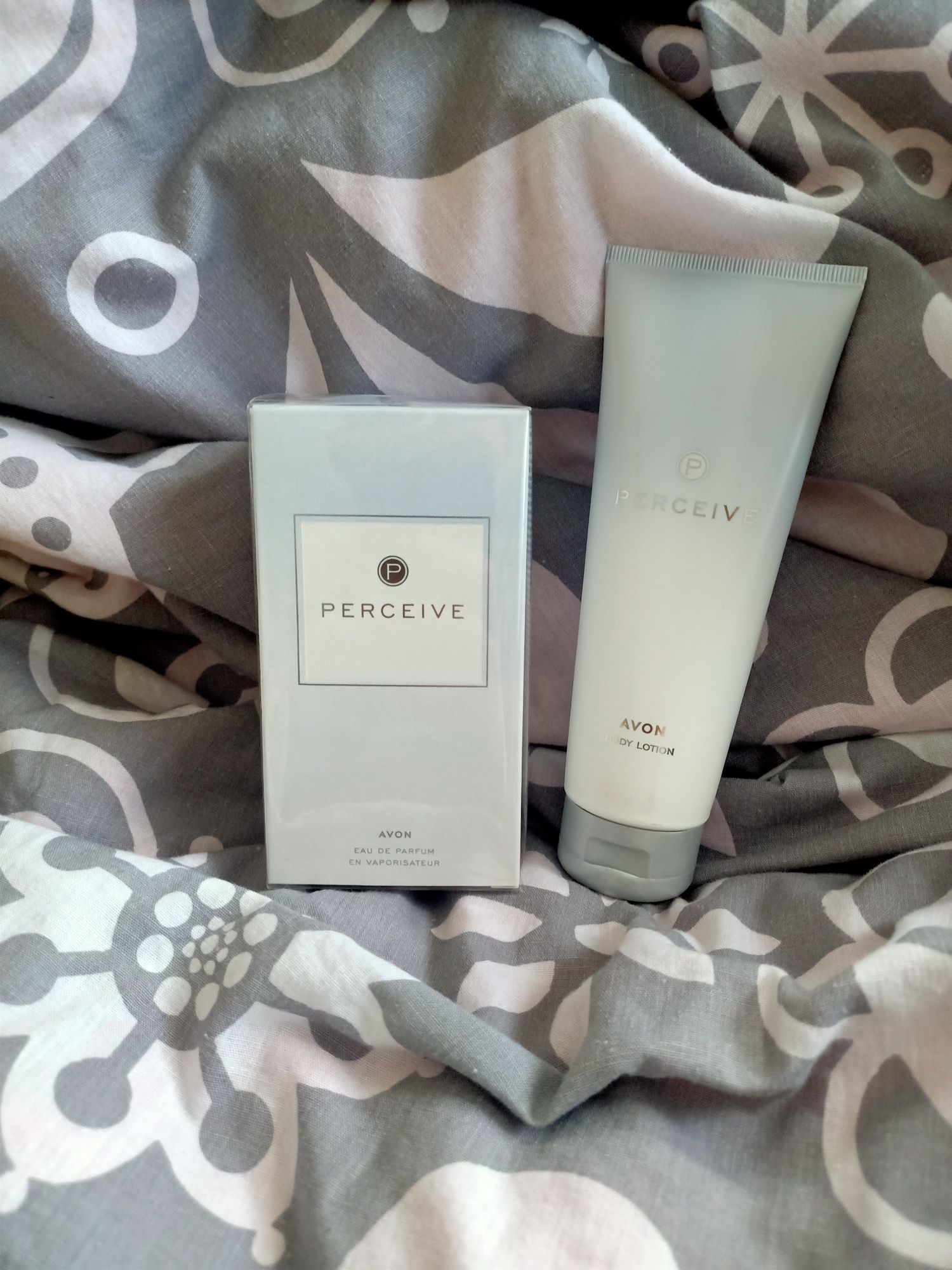 Zestaw Perceive Avon