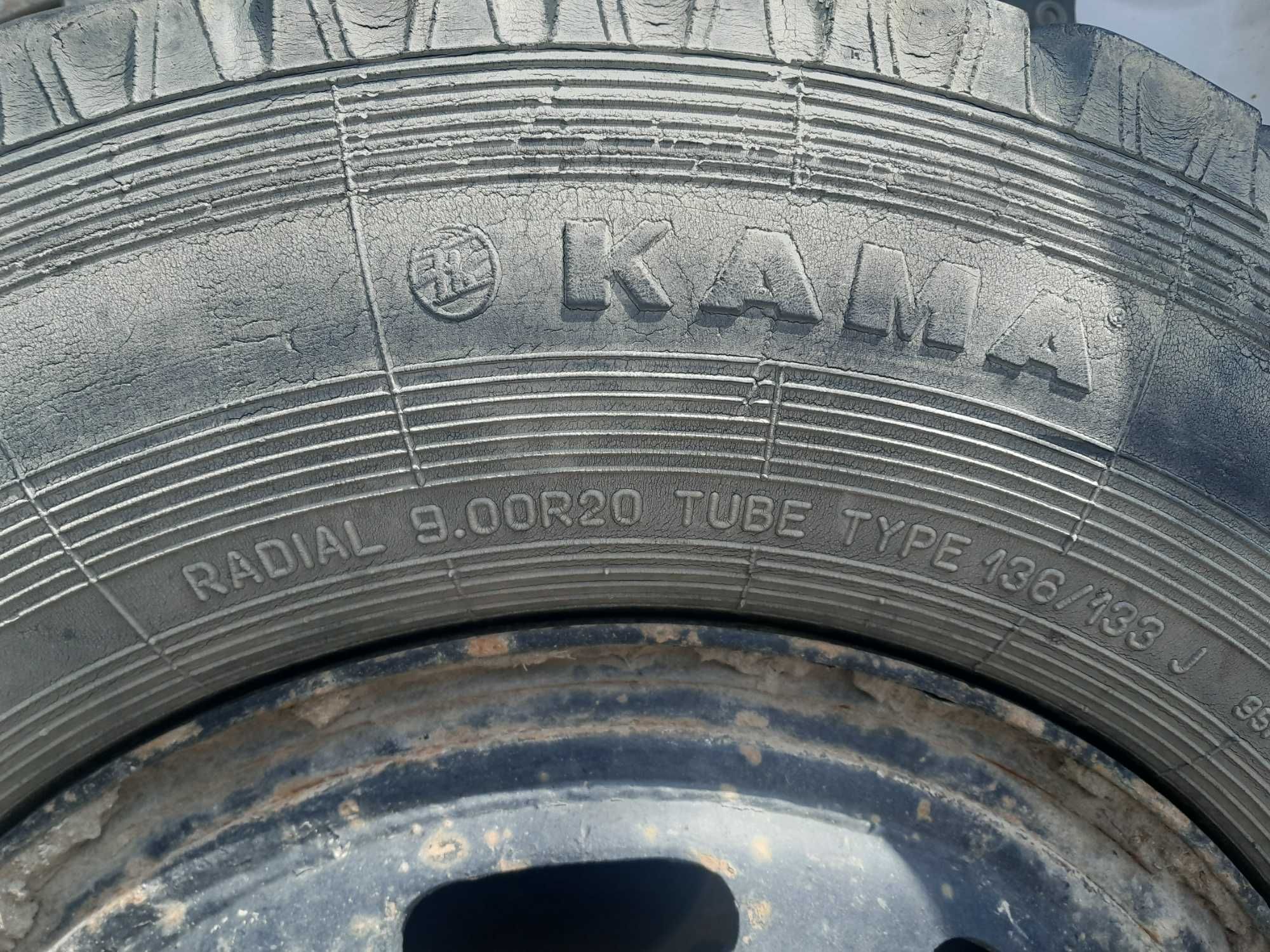 opony kama 9.00 R 20  do wozu , przyczepy