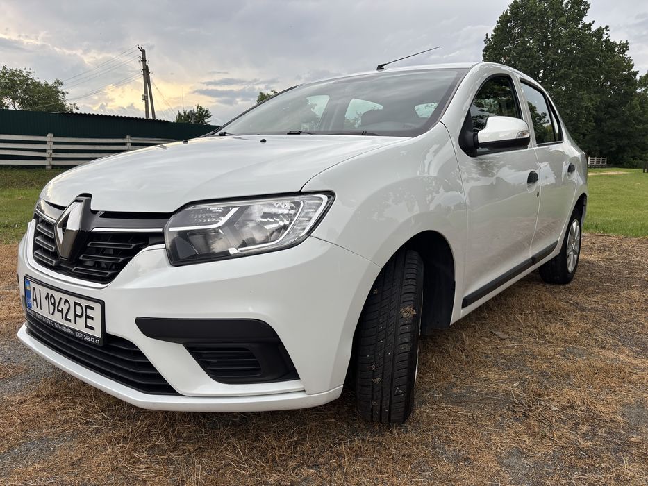 Продаю автомобіль Renault