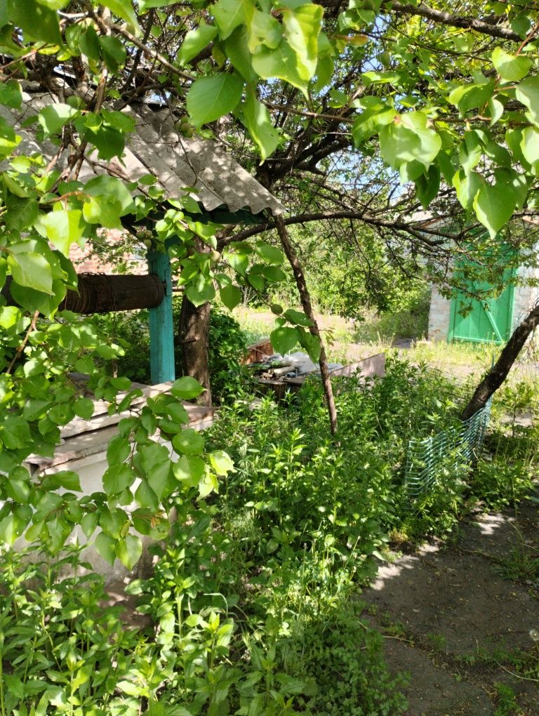 Срочно продам два дома,смежные дворы в 5 мин. от ЖД вокзала