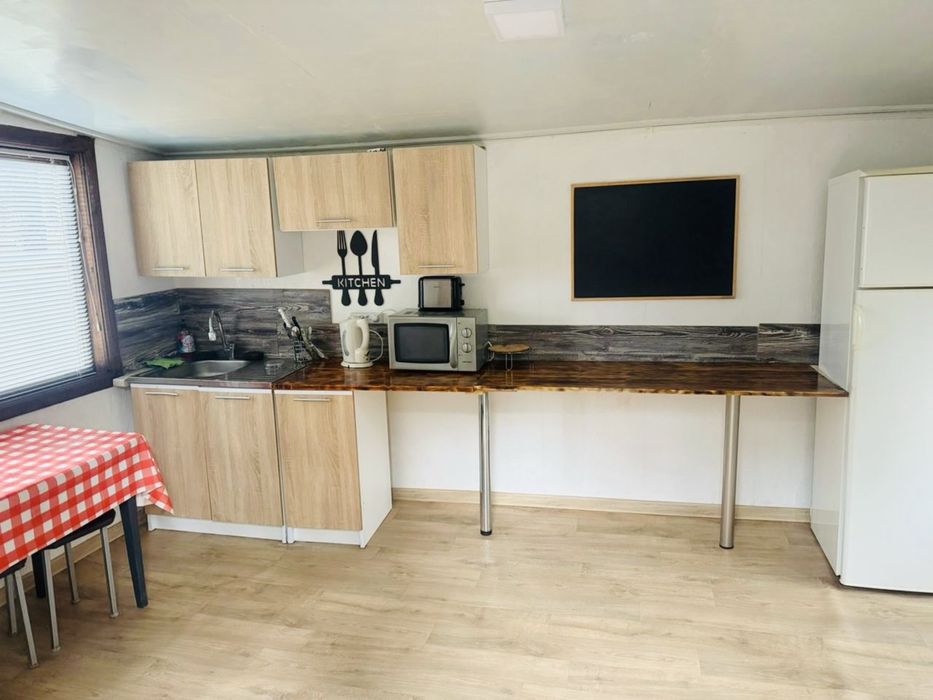 Оренда будинку (база відпочинку) In wood