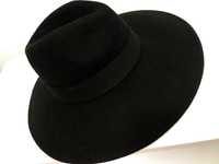 czarny kapelusz zara
