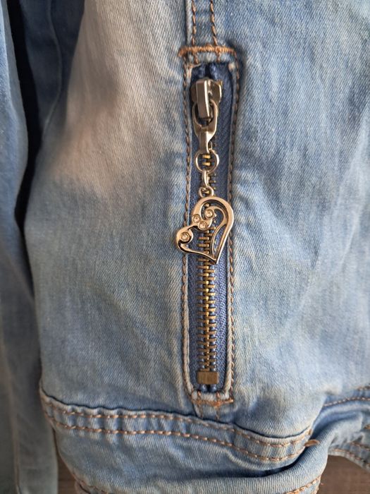 Jeansowa ramoneska z ćwiekami Cinic M