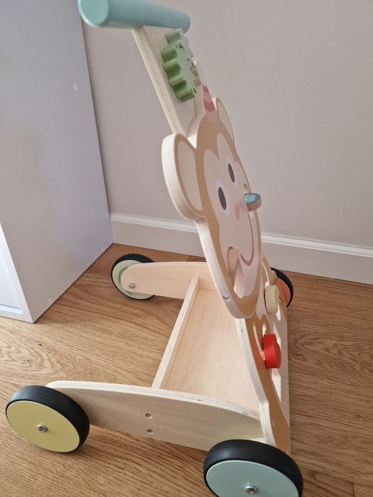 Playland pchacz do nauki chodzenia