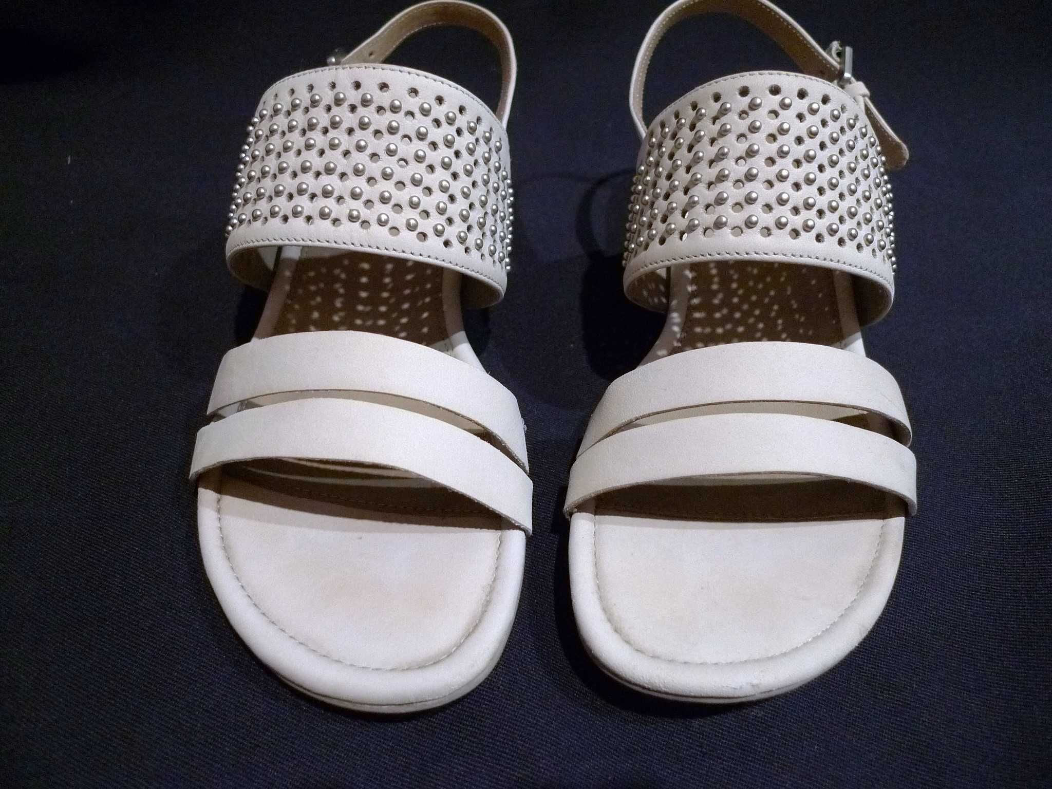ECCO r.38/24,5cm Sandały skórzane na koturnie