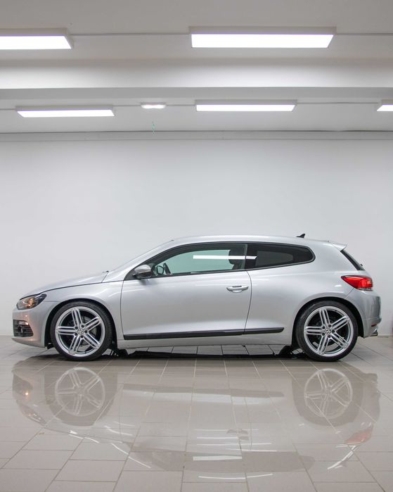 VW Scirocco 2.0 TSi DSG 211cv