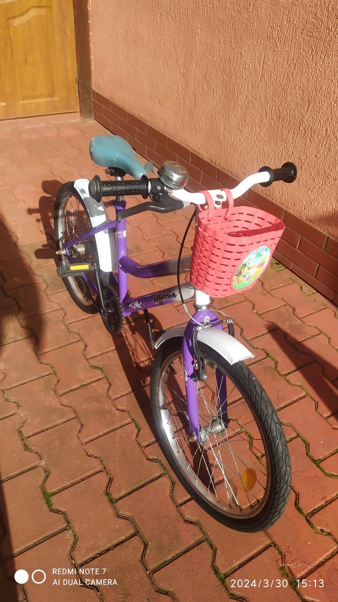 Rowerek dla dziewczynki 20 cali używany.