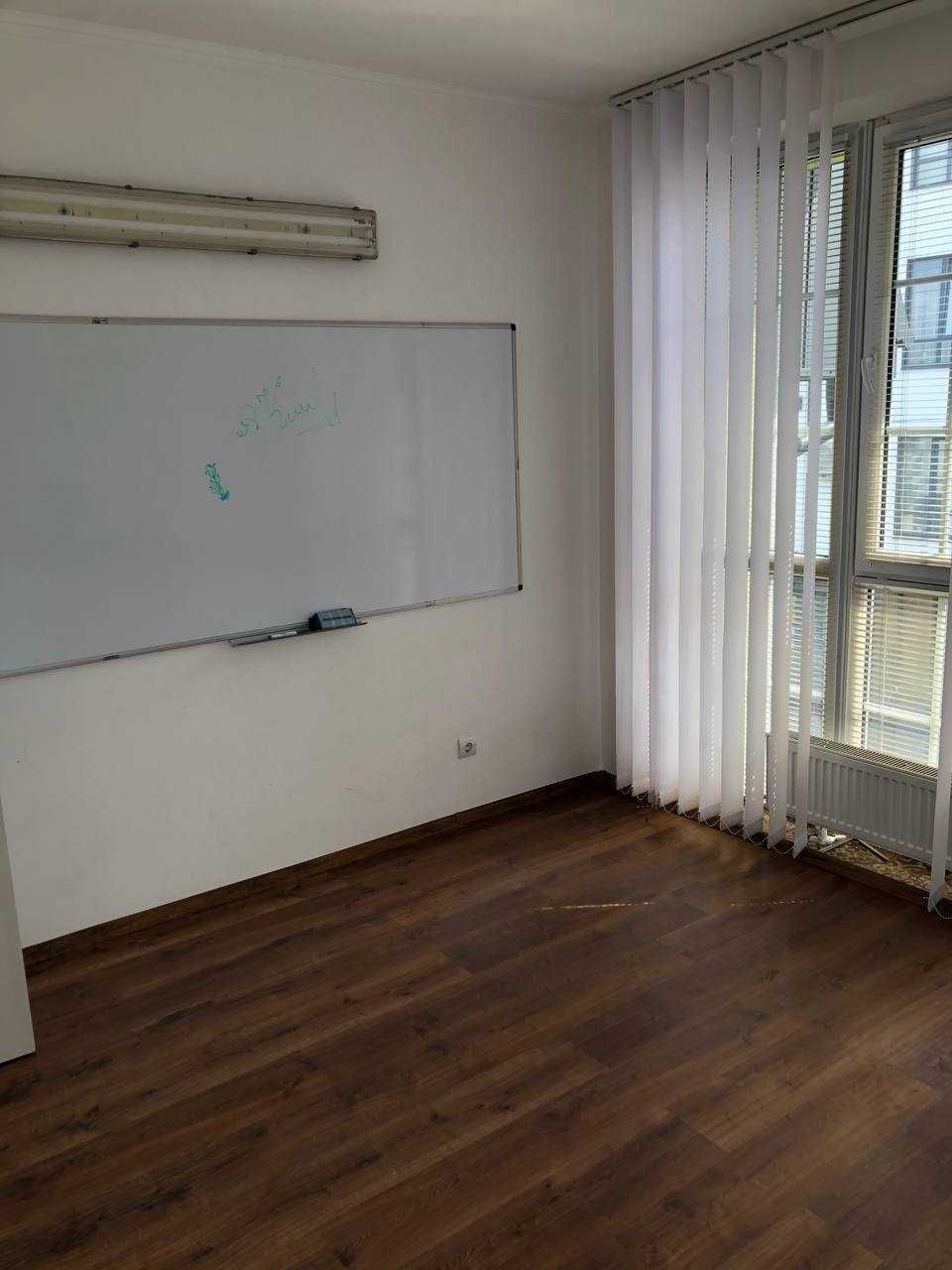 Оренда офісу з ремонтом на вул.Уляни Кравченко,200м2