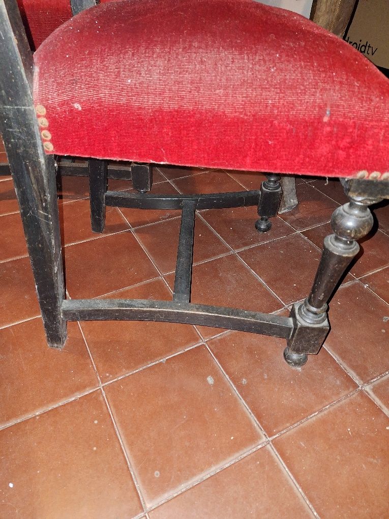 Cadeiras rústica antiga