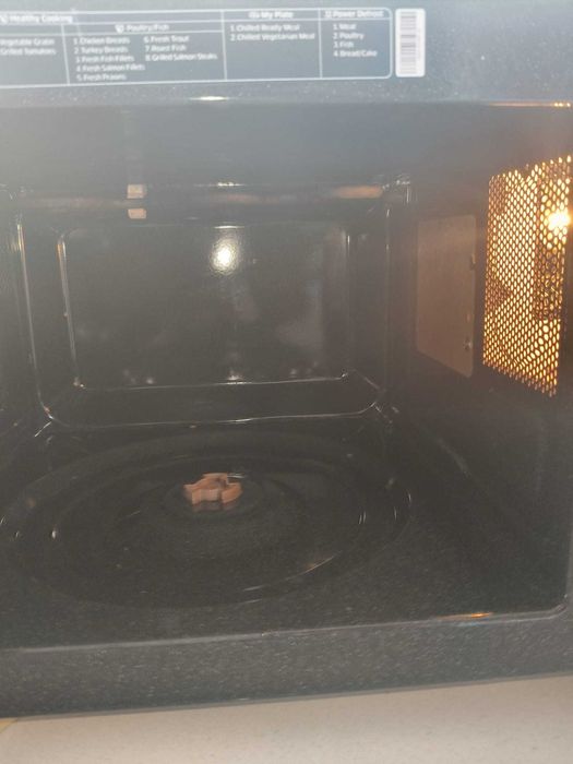 Forno Microondas com Grelhador, 28 L (MG28F303TAS)