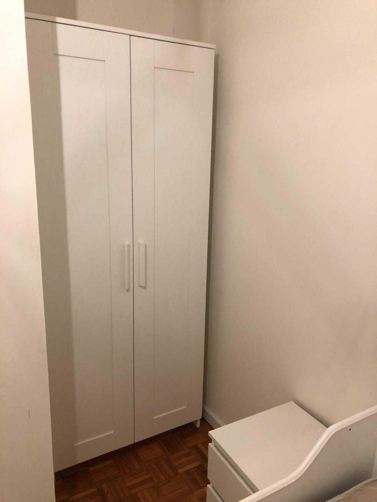 Quarto estudantes raparigas a 1 min a pé do ISCAP  e 10 min do S. João
