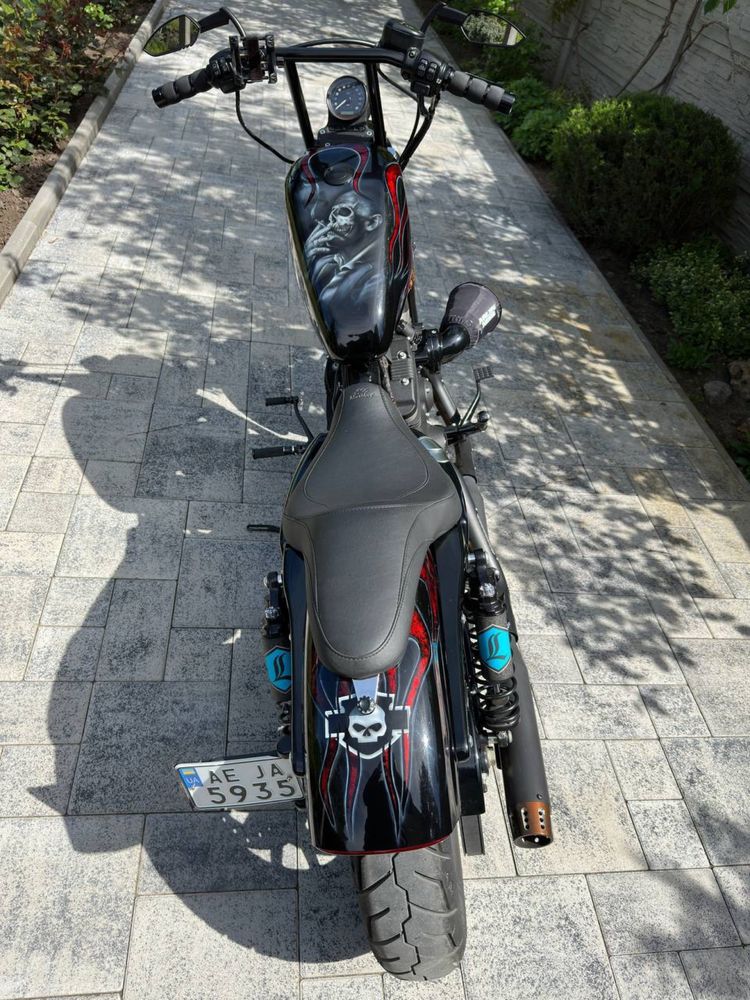 Harley Davidson iron 883