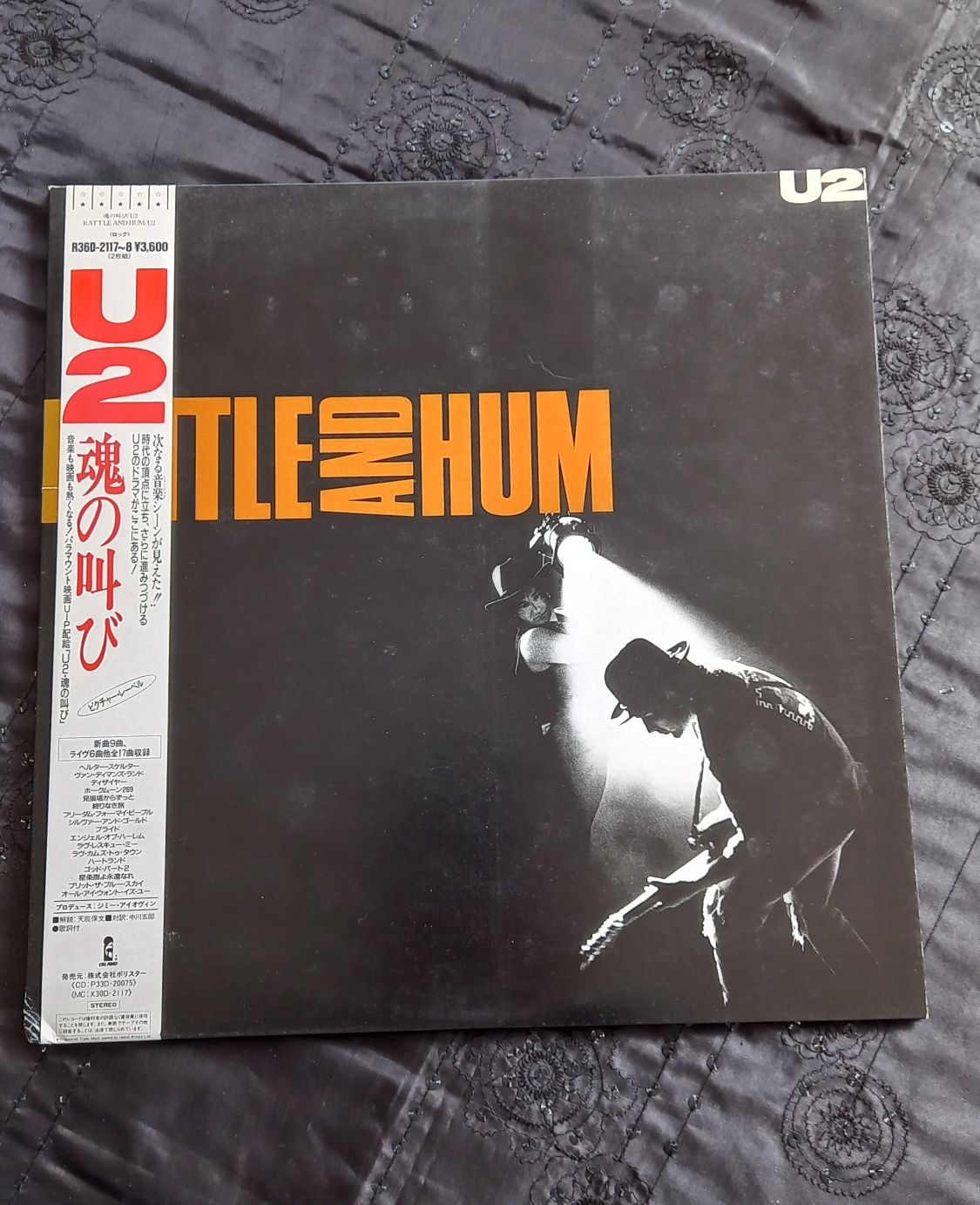 U2 Rattle and Hum Japan with obi
 R36D-2117 - 2 LP year 1988
Comes in