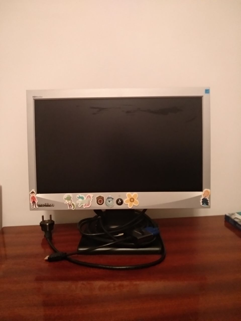 Sprzedam sprawnego monitora eMachines
