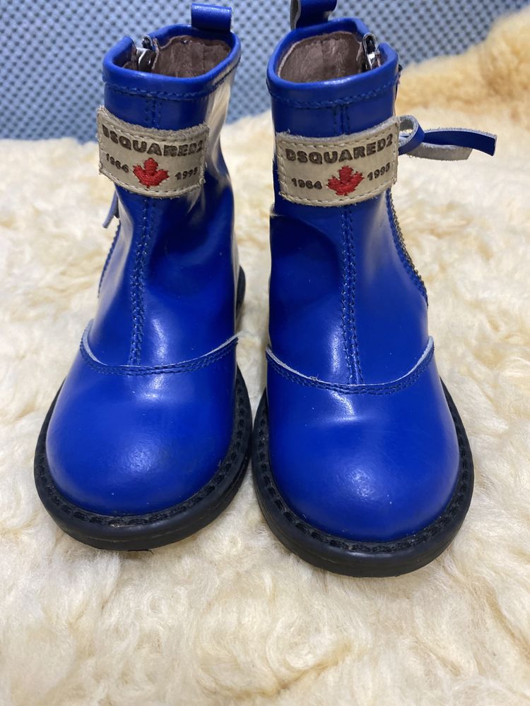 Осінні черевички Dsquared