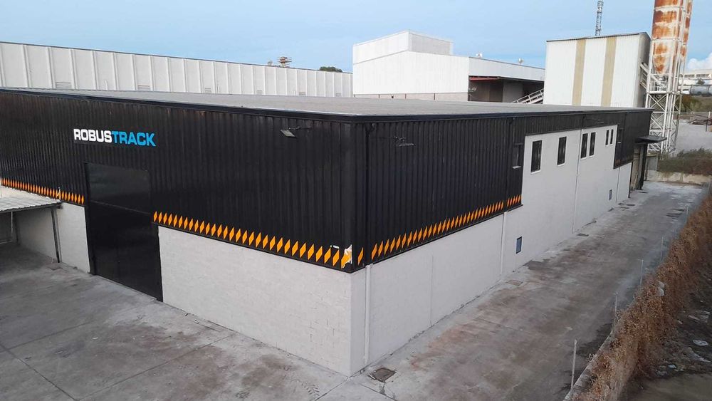 Correntes Rastos Esteiras Lagartas marca BullTrack® e Bridgestone®