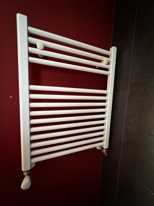 Radiadores para aquecimento central em otimo estado.