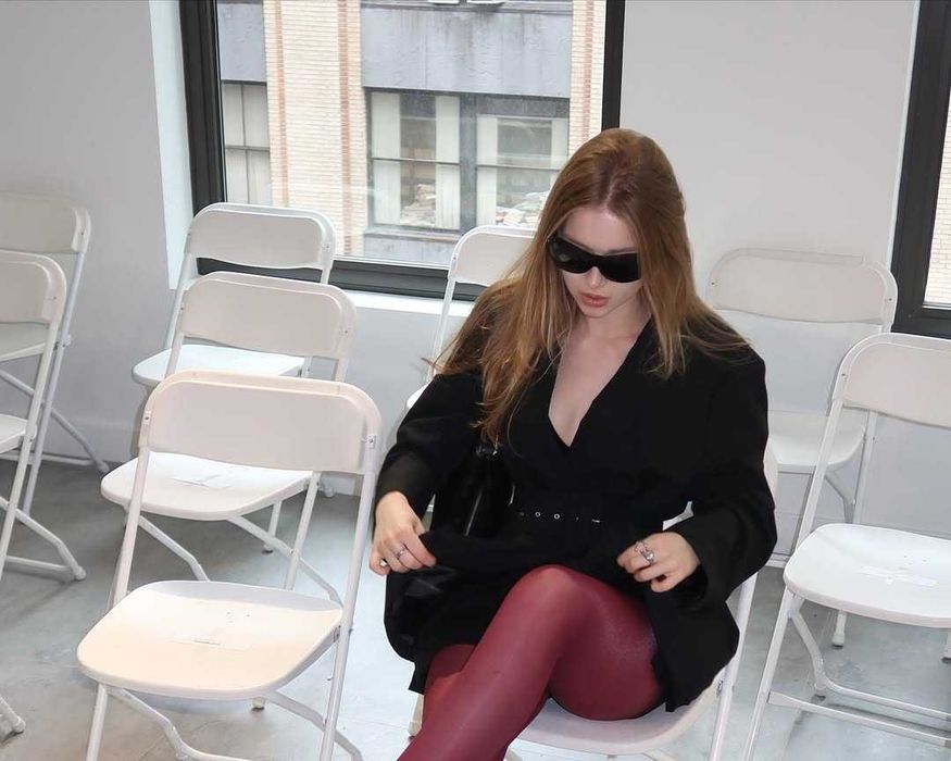 Колготки глянцеві з блиском бордового кольору нові