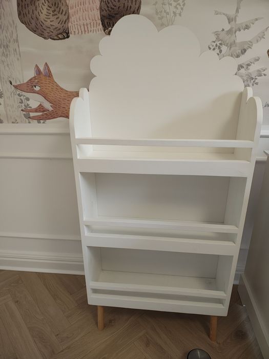 Regał na książki chmurka :)