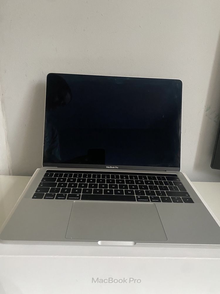 macbook pro 2019