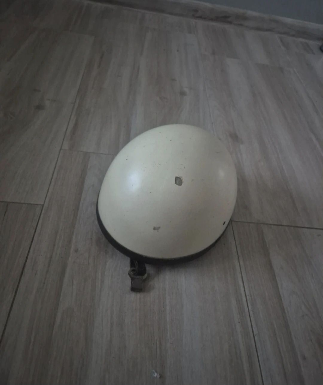 Kask motocyklowy orzeszek.