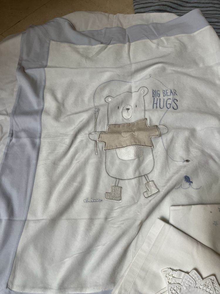 Edredon com capa, Manta e Conjunto de lençóis para alcofa