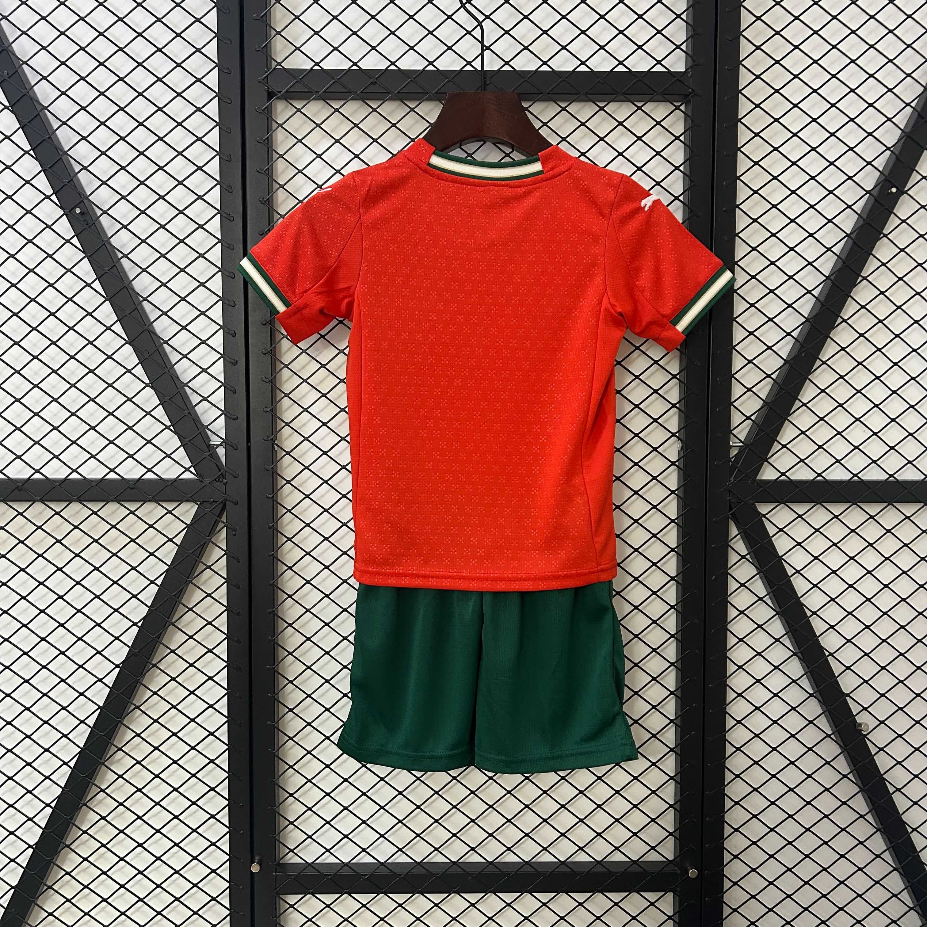 Conjunto Infantil Portugal 2025 Nations League