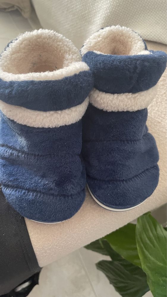 Pantufas de menino