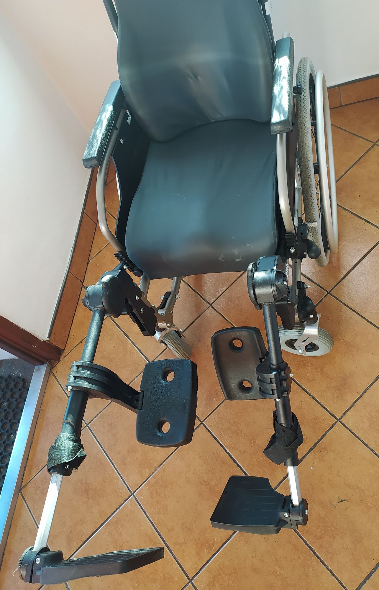 Wózek inwalidzki profesjonalny