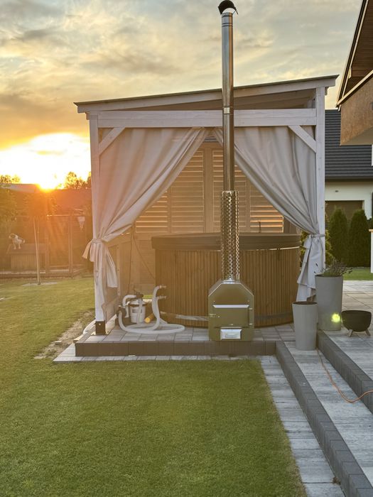 Atlana Altanka ogrodowa, ruchome żaluzje, poliweglan na dachu