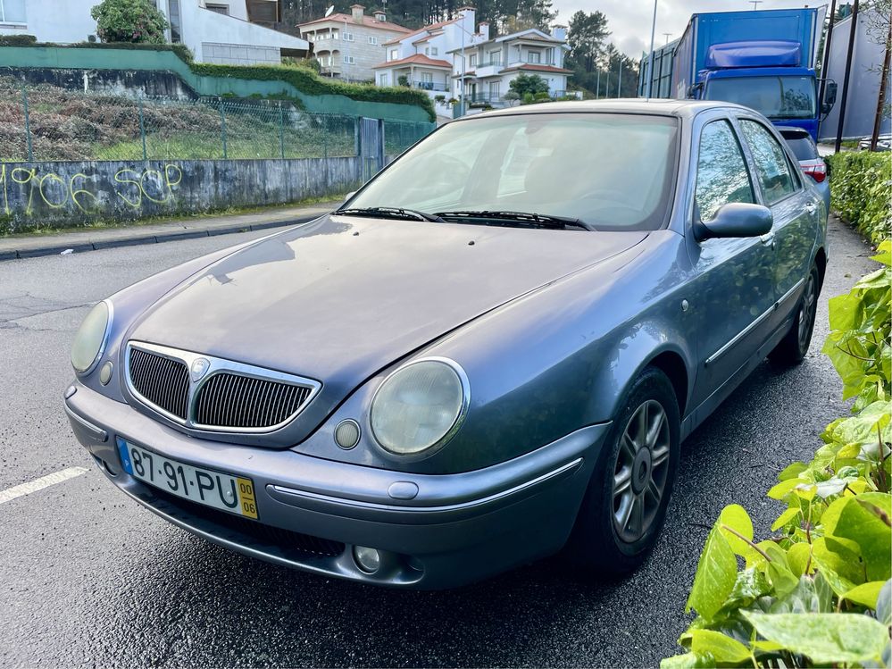 Lancia Lybra 1.9 jtd