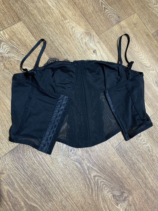 Корсет бюстьє чорний на гачках розмір м