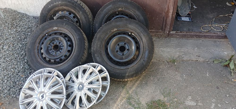 Зимні колеса в зборі (+ковпаки) 195*65*R15