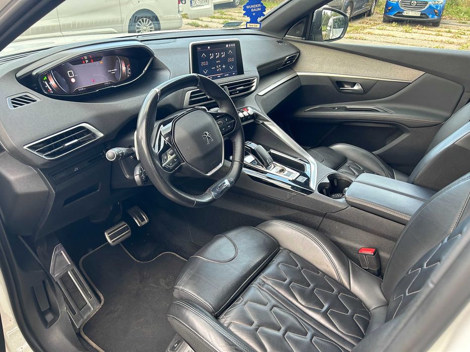 Wynajem samochodów PEUGEOT 3008 rok 2018