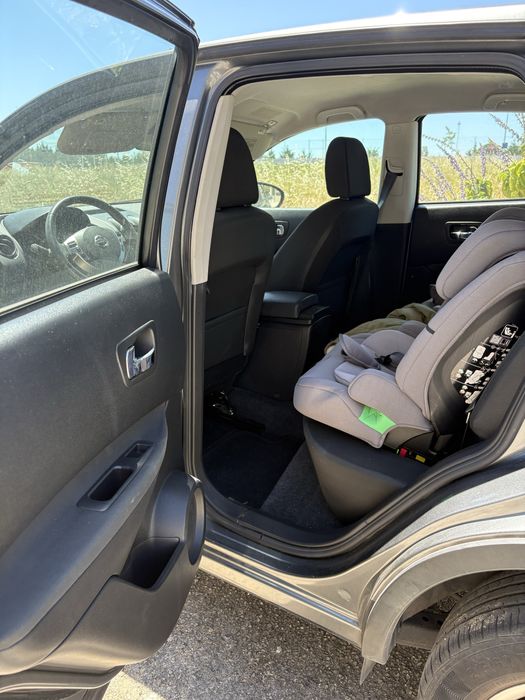 Nissan qashqai cinzento