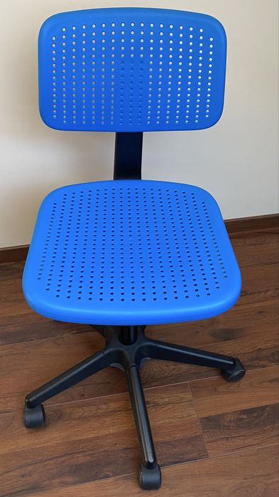 Krzesło dziecięce obrotowe Ikea Alrik