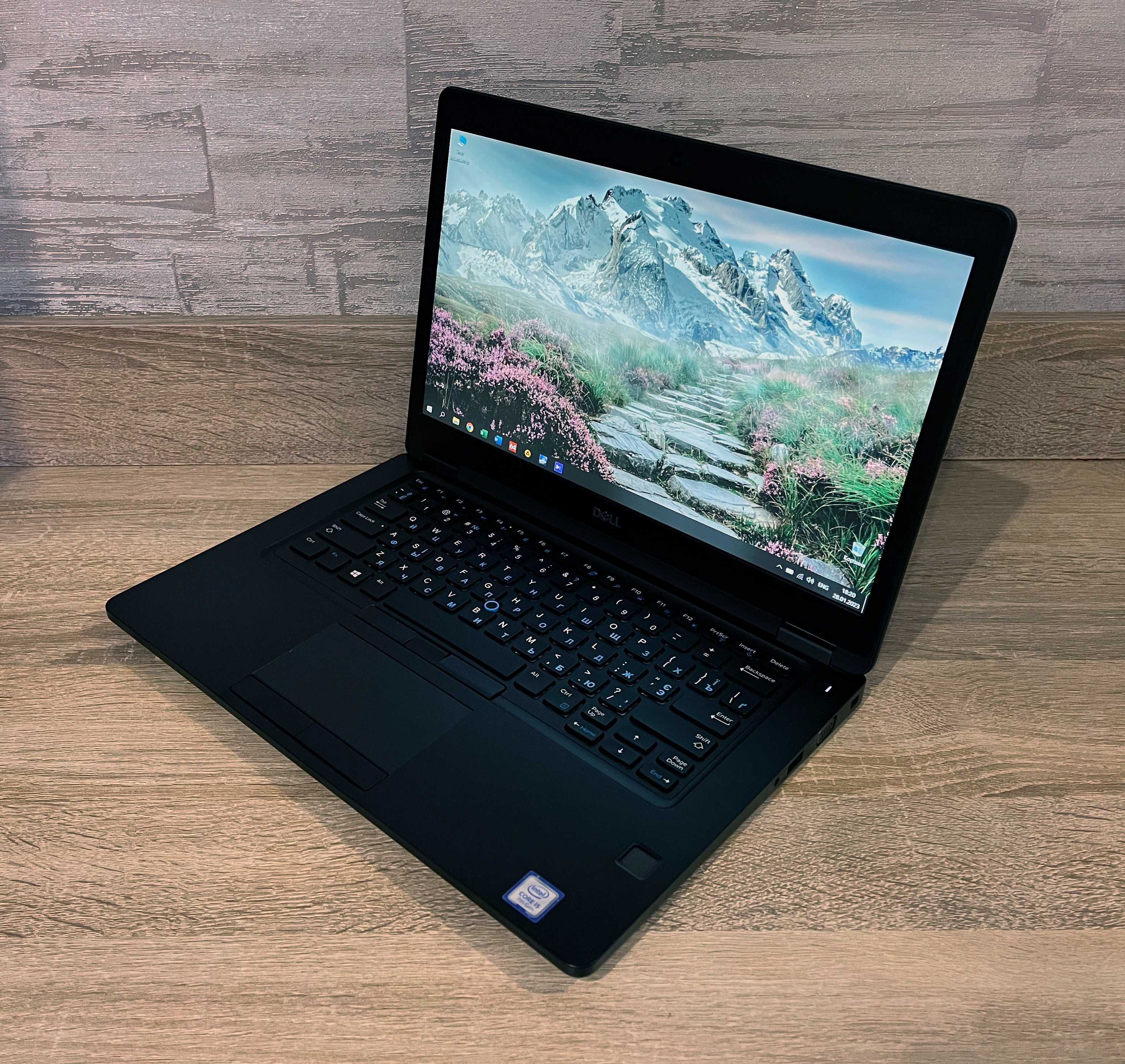 Надійний та продуктивний ноутбук Dell Latitude 5490