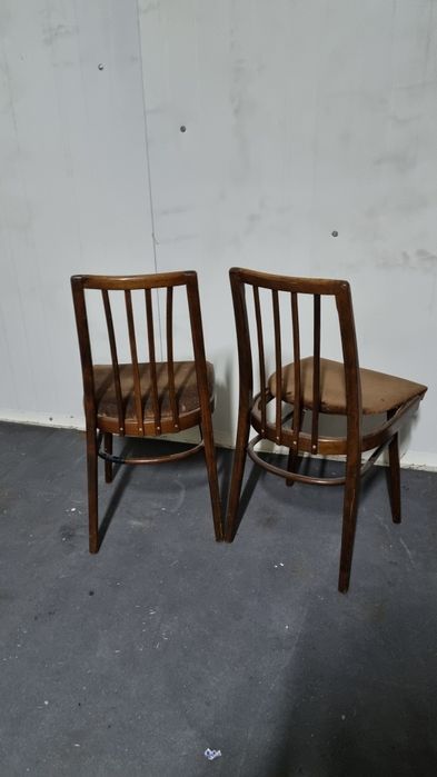 Stare Krzesła TON /JITONA