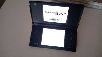 Nintendo DSi + Capa + 2 Jogos