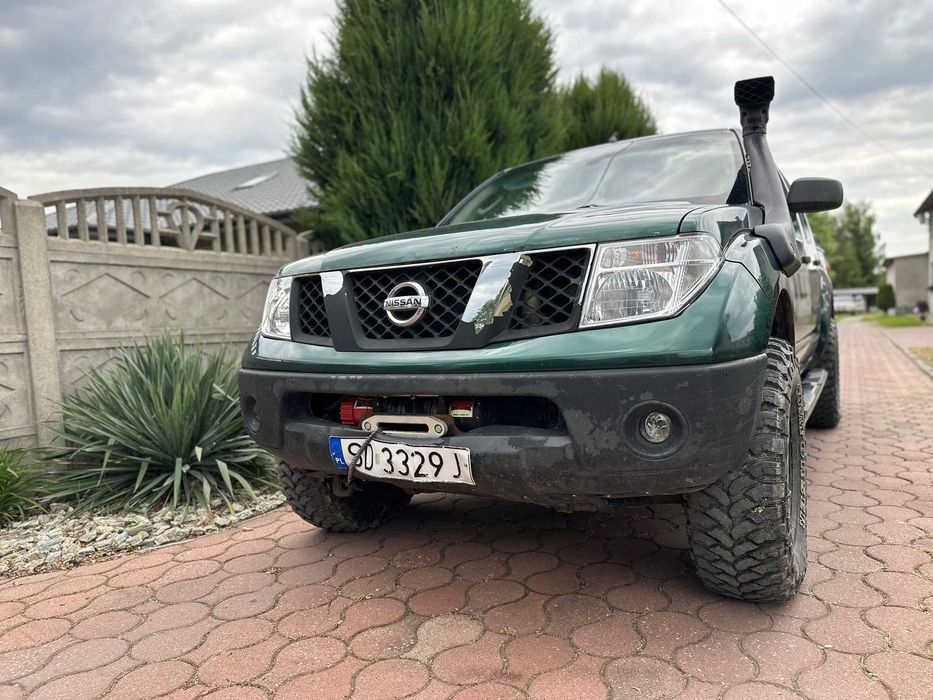 Nissan Navara 2.5 4x4 190 KM